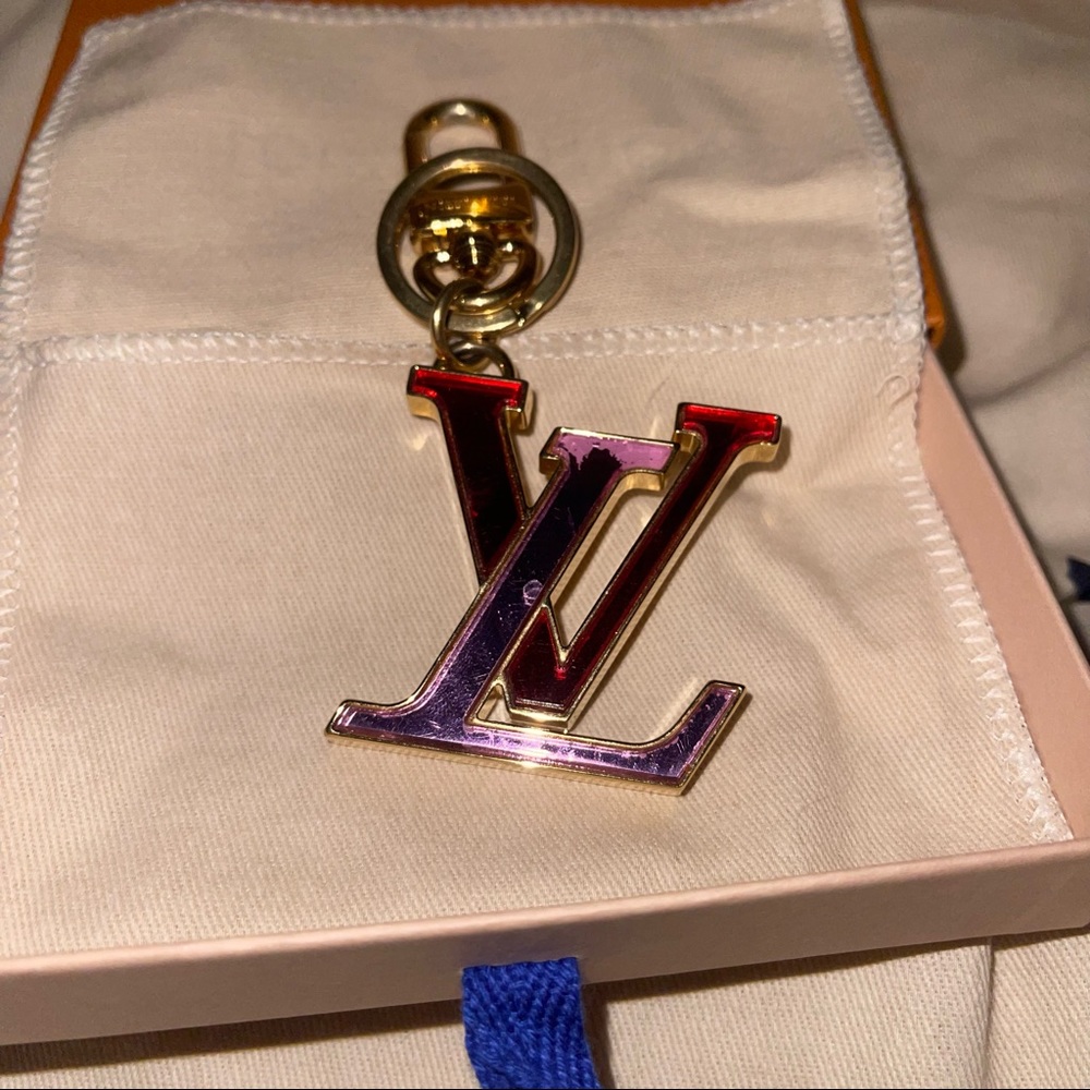Louis Vuitton LV Logo Bag Charm Key Chain Gold Red Pink Box dust bag